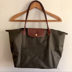 Longchamp Large Le Pliage Tote in Olive Green